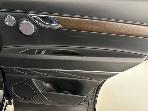 Used 2023 Genesis GV80 3.5T w/ Prestige Package image 41