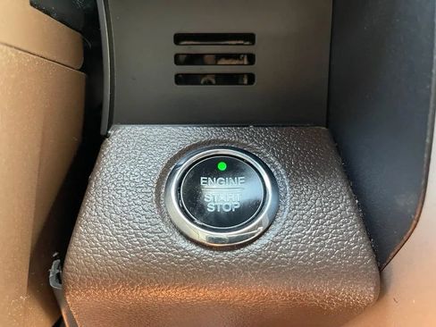 Used 2020 Ford F150 King Ranch w/ Equipment Group 601A Luxury AWD/4WD image 30