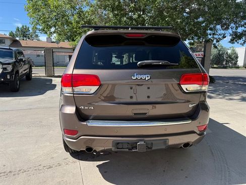 Used 2017 Jeep Grand Cherokee Overland AWD/4WD image 8