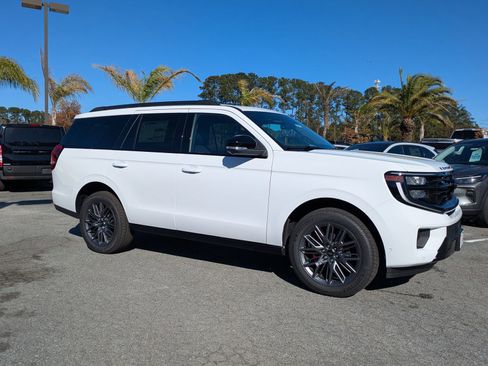 New 2025 Ford Expedition Platinum w/ Stealth Performance Package image 3