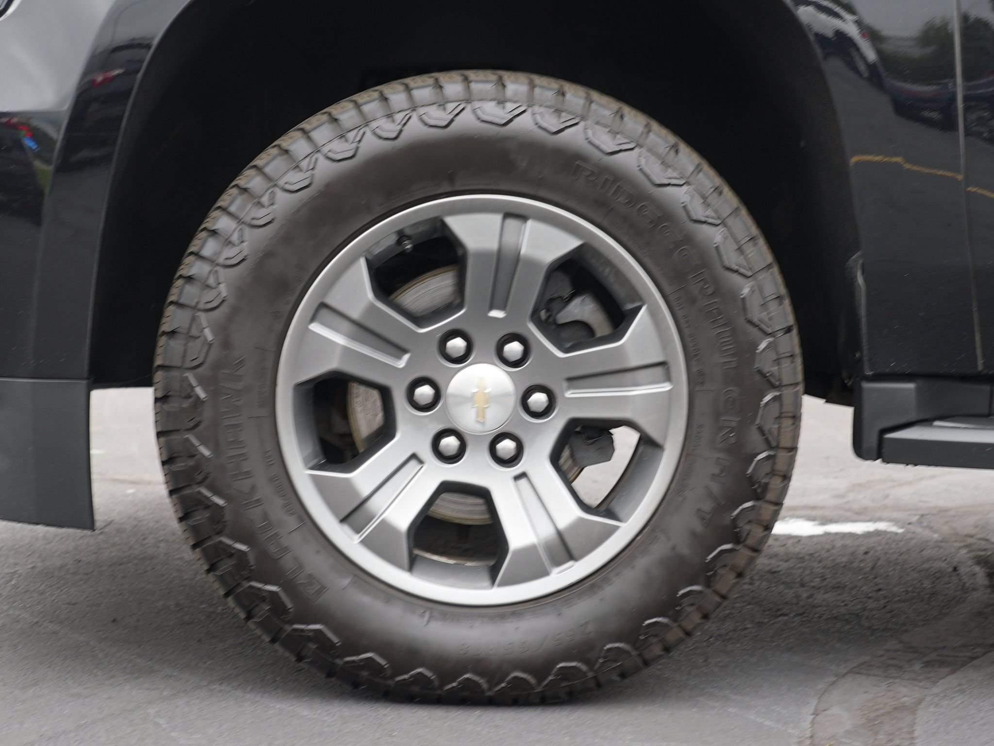 Used 2018 Chevrolet Tahoe LS w/ Skid Plate Package AWD/4WD image 11