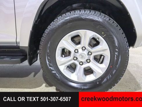 Used 2020 Toyota 4Runner SR5 Premium AWD/4WD image 19