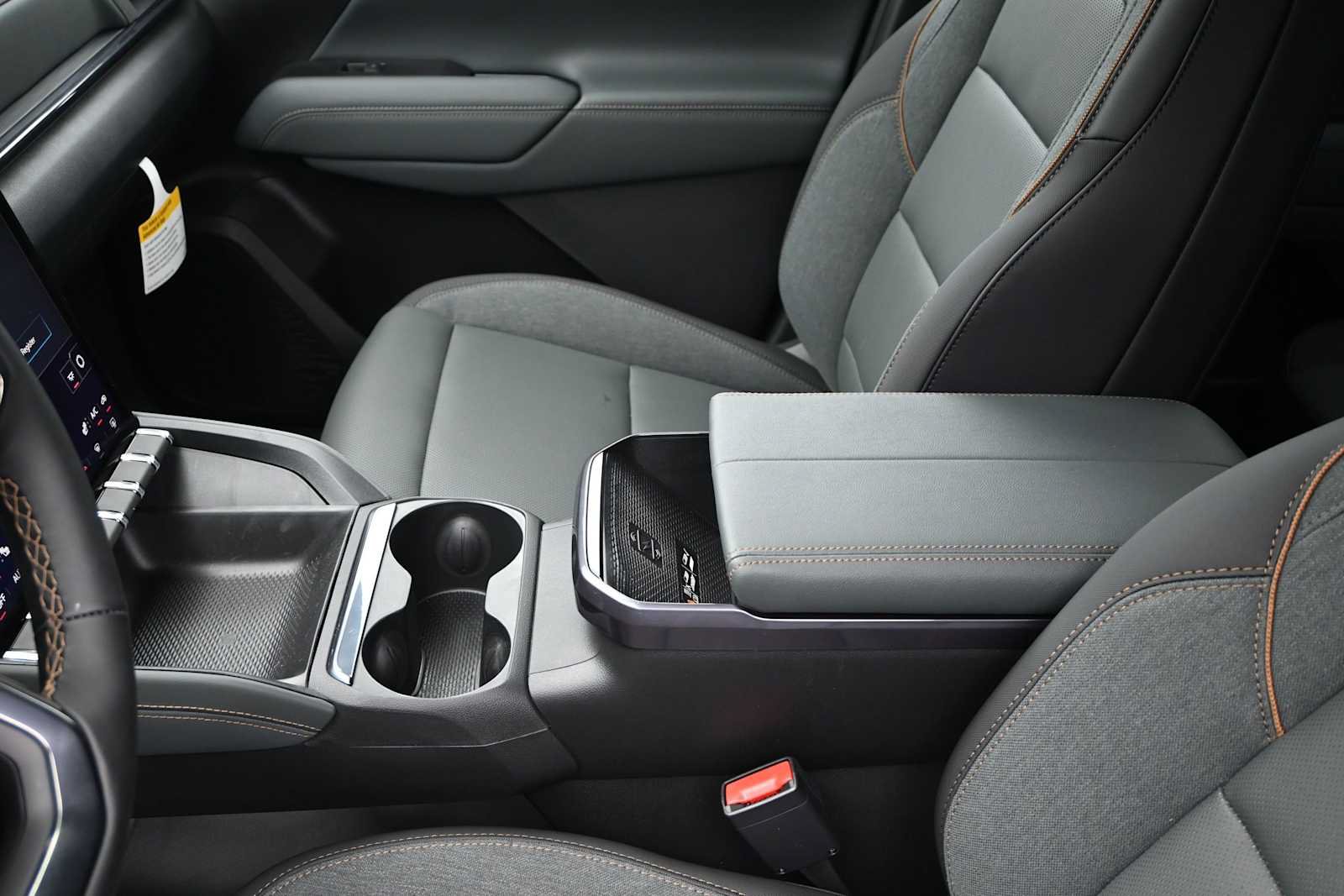 New 2027 GMC Terrain AT4 AWD/4WD image 18