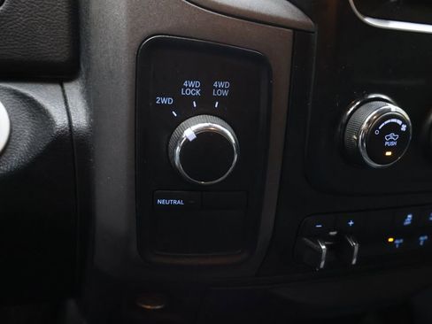 Used 2018 RAM 3500 Tradesman w/ Chrome Appearance Group AWD/4WD image 23