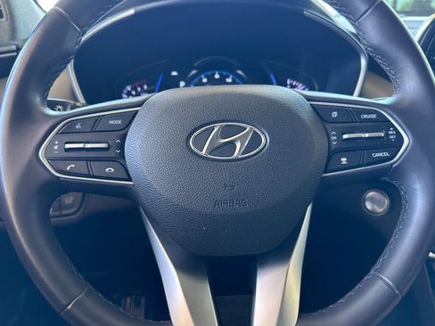 Used 2019 Hyundai Santa Fe Limited FWD image 21