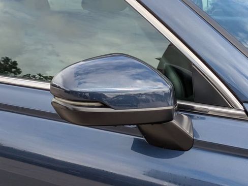 Used 2025 Honda CR-V EX-L image 12