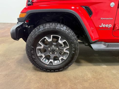 Used 2024 Jeep Wrangler Unlimited Sahara w/ Safety Group AWD/4WD image 84