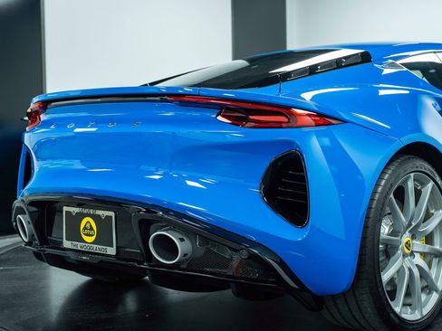New 2025 Lotus Emira image 34