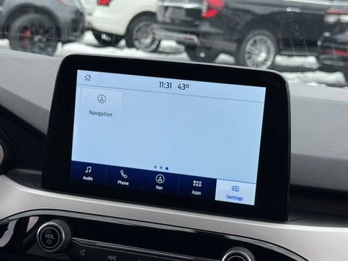 Used 2022 Ford Escape SE w/ SE Sport Appearance Package image 25