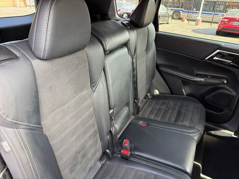 Used 2024 Mitsubishi Outlander SE image 22