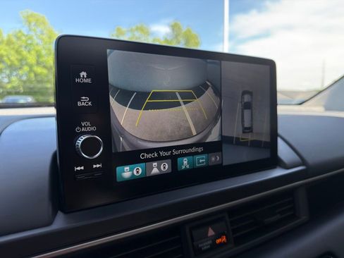 Certified 2025 Honda Pilot Elite image 30