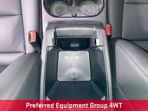 Used 2025 Chevrolet Colorado LT w/ LT Convenience Package AWD/4WD image 12