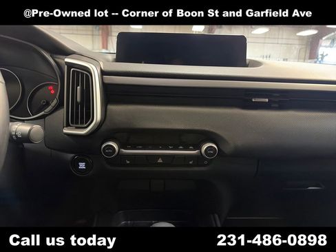 Used 2024 MAZDA CX-50 AWD 2.5 S w/ Cargo Package image 19