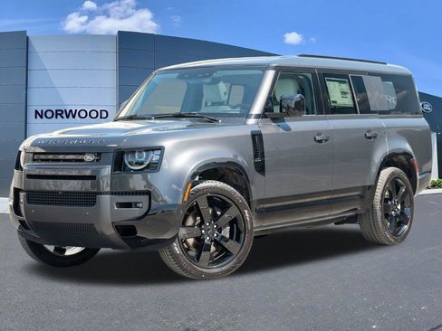 New 2026 Land Rover Defender 130 X-Dynamic SE AWD/4WD image 1