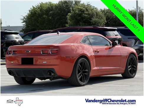 Used 2010 Chevrolet Camaro SS w/ RS Package RWD image 4