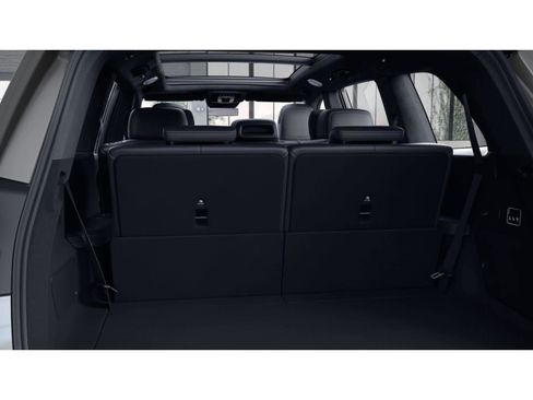 Used 2020 Mercedes-Benz GLS 580 4MATIC w/ E-Active Body Control Package image 6