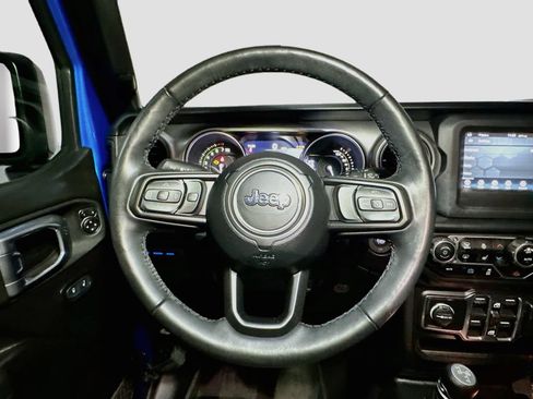 Used 2023 Jeep Wrangler Unlimited w/ Cold Weather Group AWD/4WD image 10