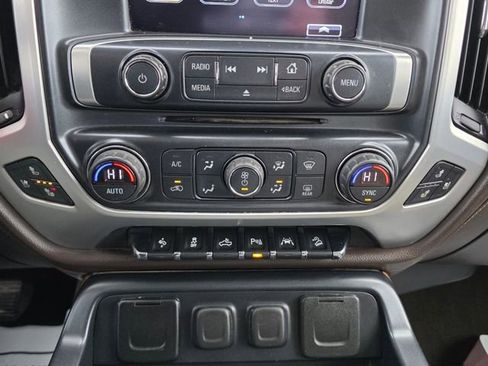 Used 2017 GMC Sierra 1500 SLT image 15