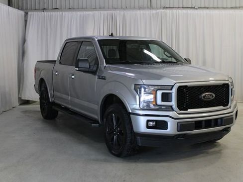 Used 2020 Ford F150 XLT w/ Equipment Group 302A Luxury AWD/4WD image 25