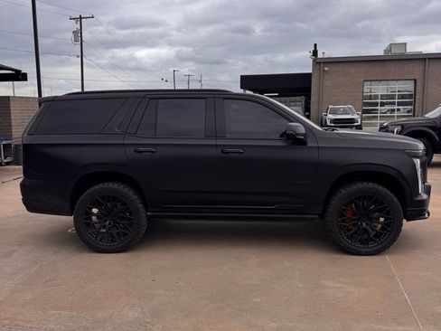 Used 2026 Cadillac Escalade V image 9