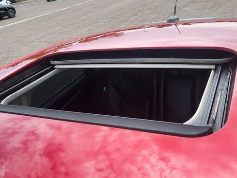 Used 2020 Ford Fusion Energi Titanium FWD image 40
