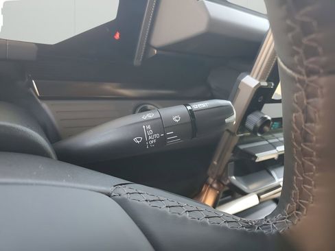 New 2025 GMC Hummer EV 2X image 37