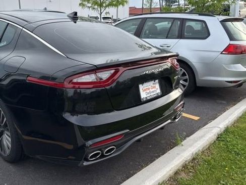 Used 2019 Kia Stinger AWD/4WD image 9