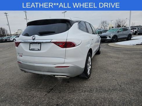 Used 2023 Buick Enclave Premium image 16