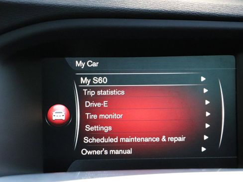 Used 2017 Volvo S60 T6 R-Design Platinum w/ Climate Package AWD/4WD image 19