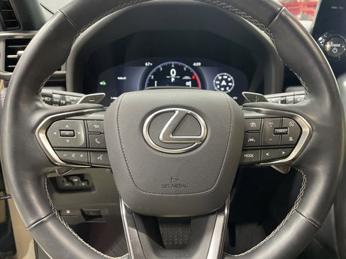 Used 2025 Lexus LX 700h Overtrail image 26