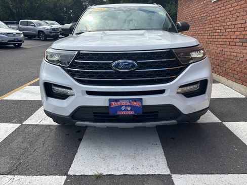Used 2020 Ford Explorer XLT w/ Equipment Group 202A AWD/4WD image 6