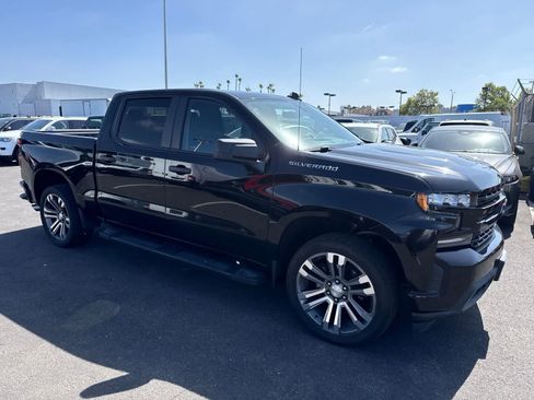 Used 2020 Chevrolet Silverado 1500 Custom w/ Custom Value Package RWD image 10