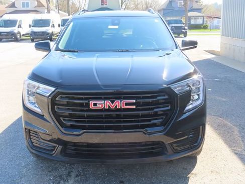 Used 2024 GMC Terrain SLE w/ Driver Convenience Package AWD/4WD image 10