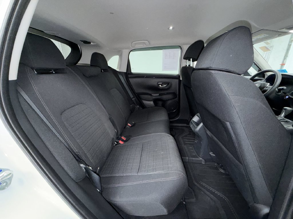 Used 2026 Honda HR-V LX image 17