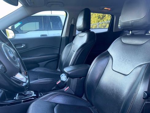 Used 2020 Jeep Compass Limited FWD image 7