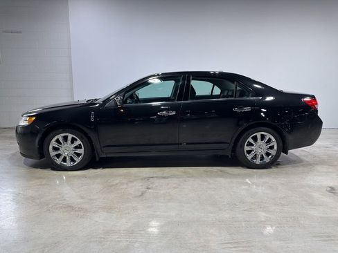 Used 2010 Lincoln MKZ AWD image 4