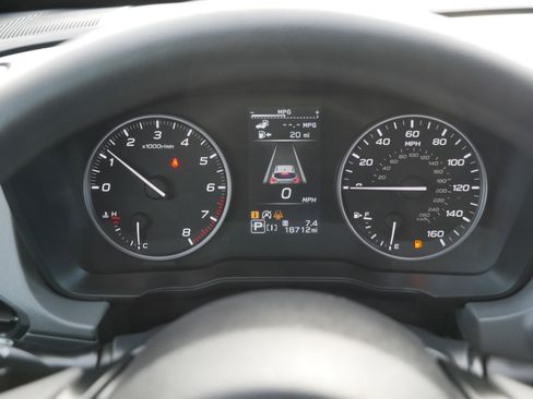 Used 2024 Subaru Crosstrek 2.0i Premium image 21