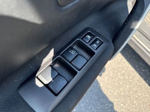 Used 2015 Nissan Rogue S w/ Convenience Package AWD/4WD image 20