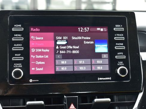 Used 2023 Toyota Camry SE image 31