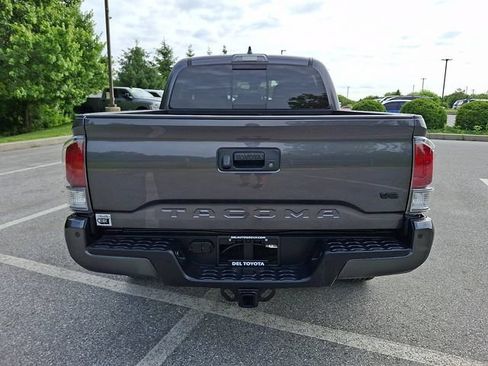 Certified 2023 Toyota Tacoma TRD Off-Road w/ Technology Package AWD/4WD image 5