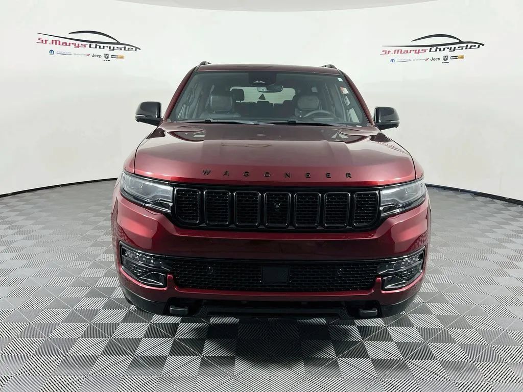 Used 2024 Jeep Wagoneer Series II w/ Convenience Group I AWD/4WD image 3