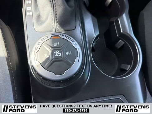 Used 2024 Ford Bronco Big Bend image 28