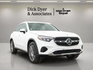 Used 2025 Mercedes-Benz GLC 300 video 1