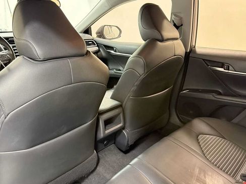 Certified 2019 Toyota Camry SE FWD image 24
