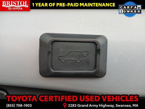 Certified 2022 Toyota RAV4 XLE image 33