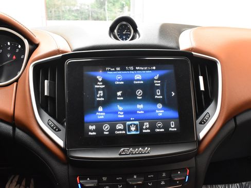 Used 2019 Maserati Ghibli image 37