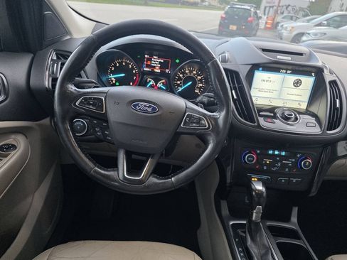 Used 2017 Ford Escape Titanium FWD image 16