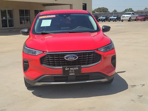Used 2024 Ford Escape Active FWD image 8