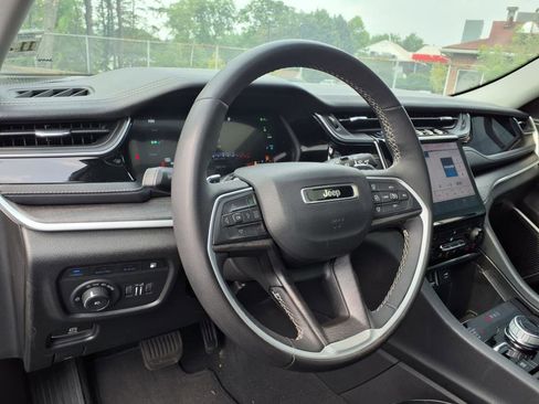 Certified 2024 Jeep Grand Cherokee Limited 4xe image 22