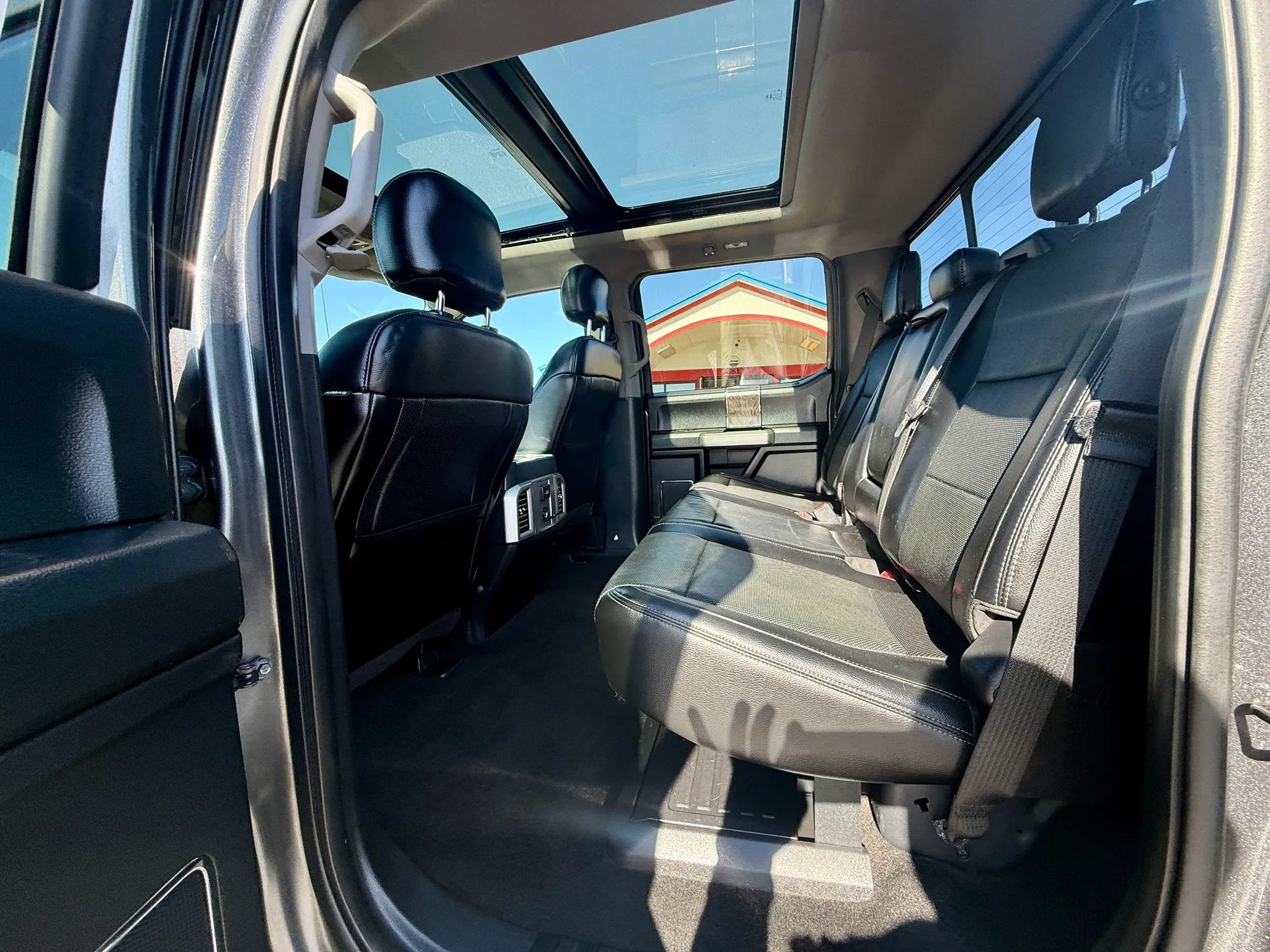 Used 2017 Ford F250 Lariat AWD/4WD image 13